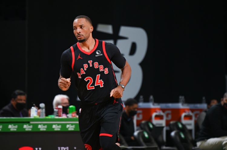 队增添了强 队增添了强