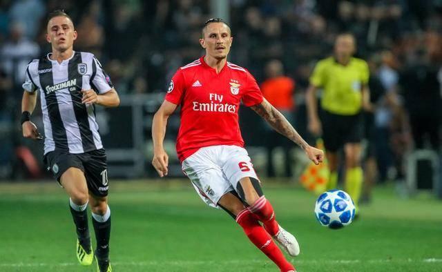 士的韧性 士的韧性